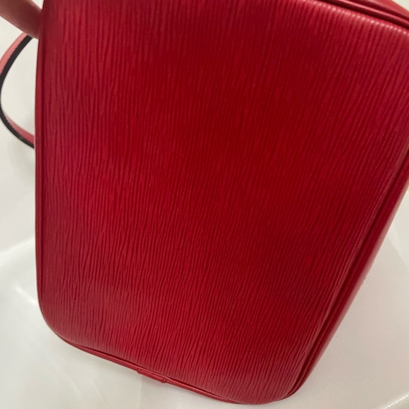 Louis Vuitton Noe Epi Leather Bucket bag- 90’s EUC! - Picture 9 of 14